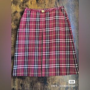 Burberry blue label pleated wool skirt size 38 vintage